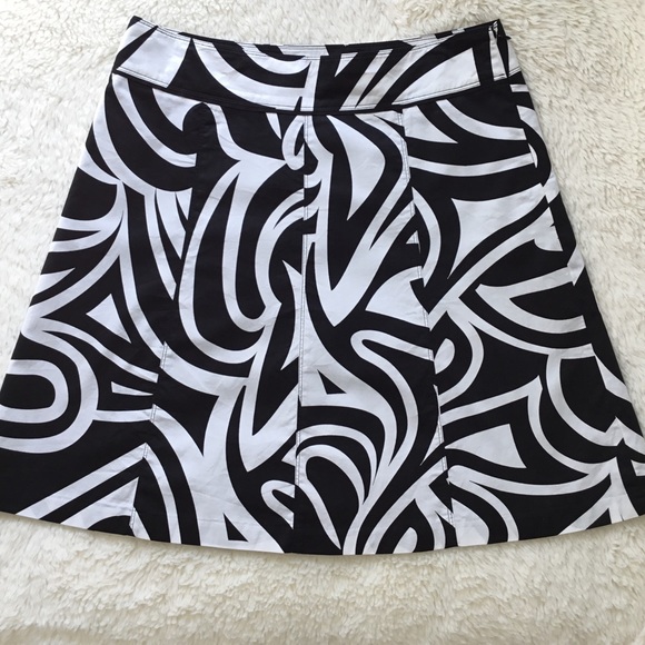 Ann Taylor Skirt, Size 10 - Picture 2 of 5